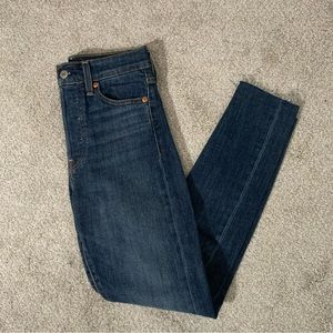 Levis Wedgie Skinny Jeans
